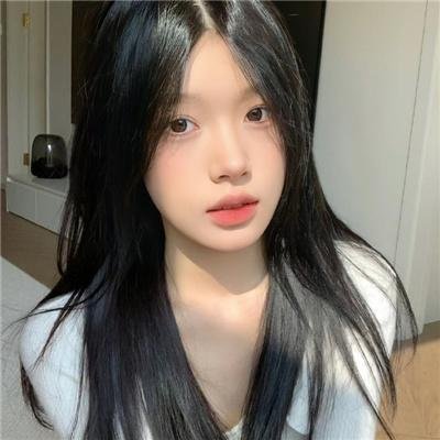 爱丽丝小姐家的地炉旁边